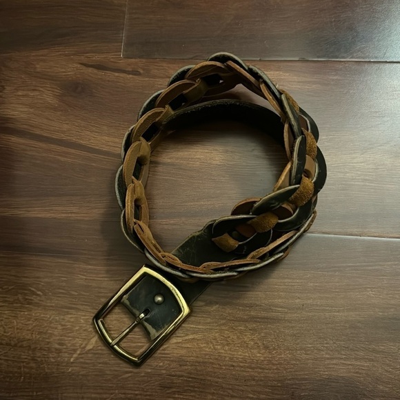 UNIQUE Leather Chain Belt size Small 28-32 - Picture 1 of 11